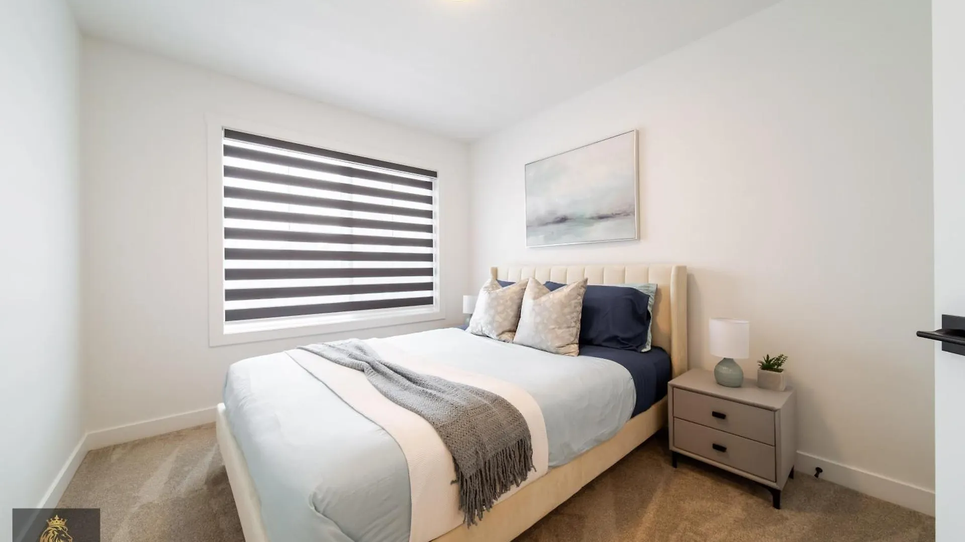 Freshmodernwemgaragekingbed Villa Edmonton