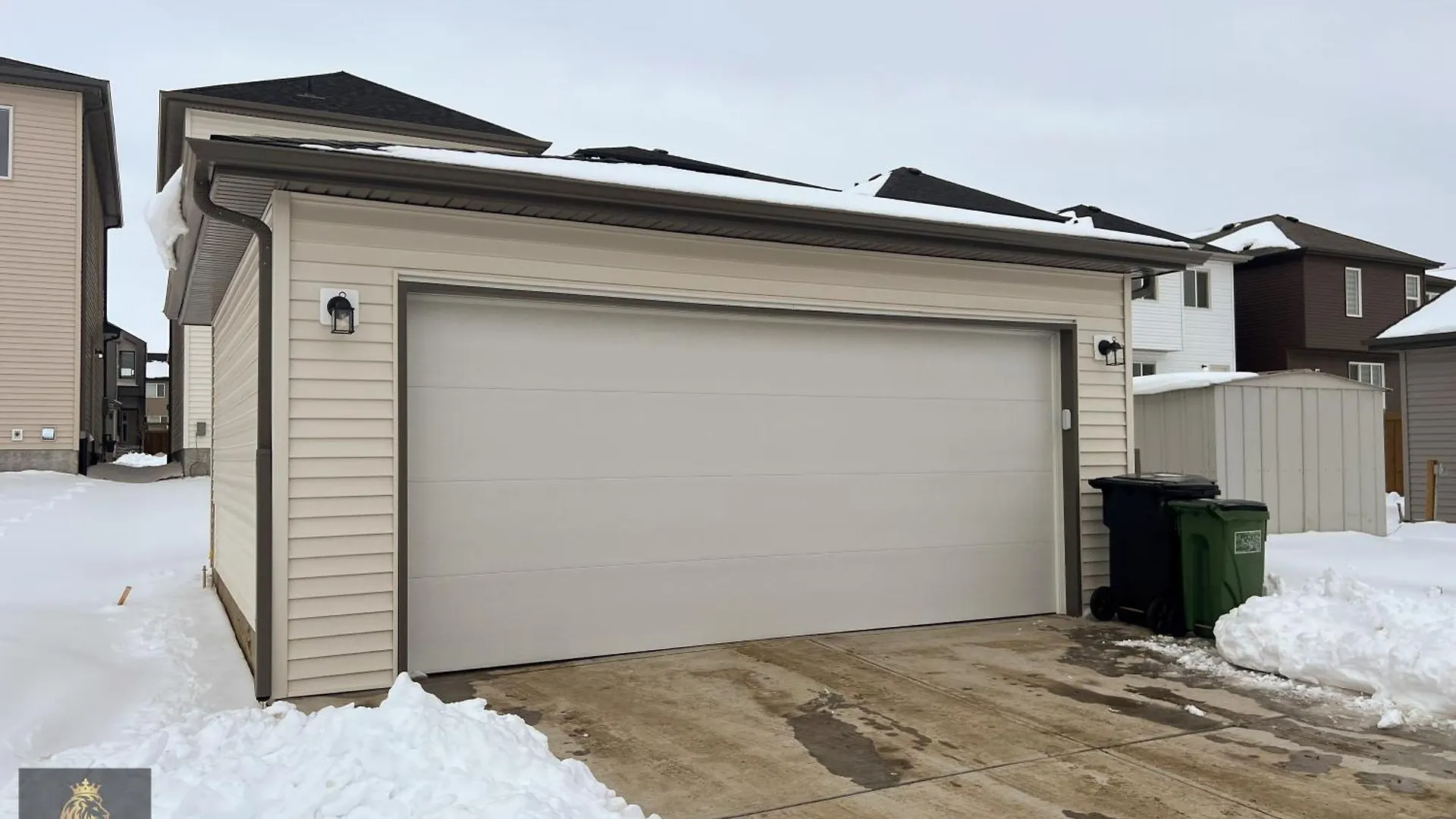 Willa Freshmodernwemgaragekingbed Edmonton 0*,